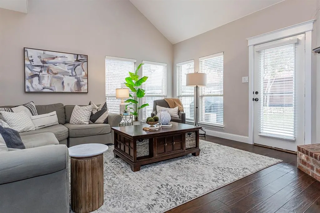 1508 Sunrise Drive