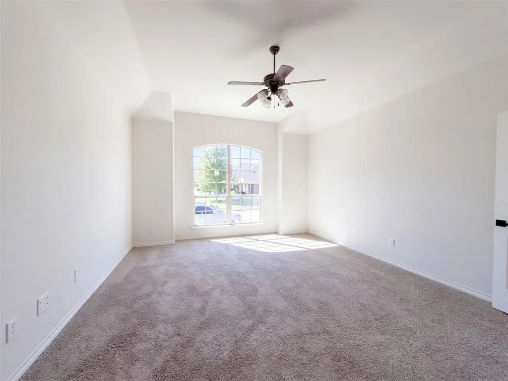 5800 Chuck Wagon Lane