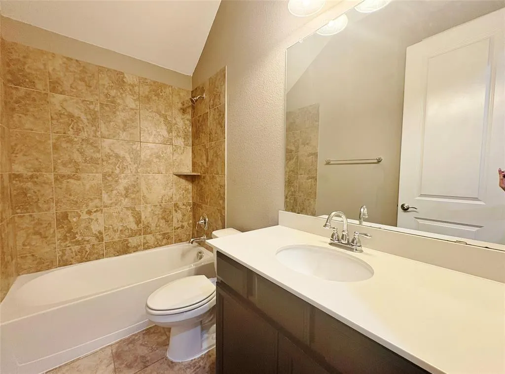 1604 Indigo Trail
