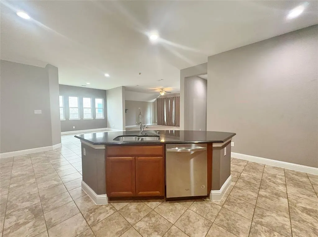 1604 Indigo Trail