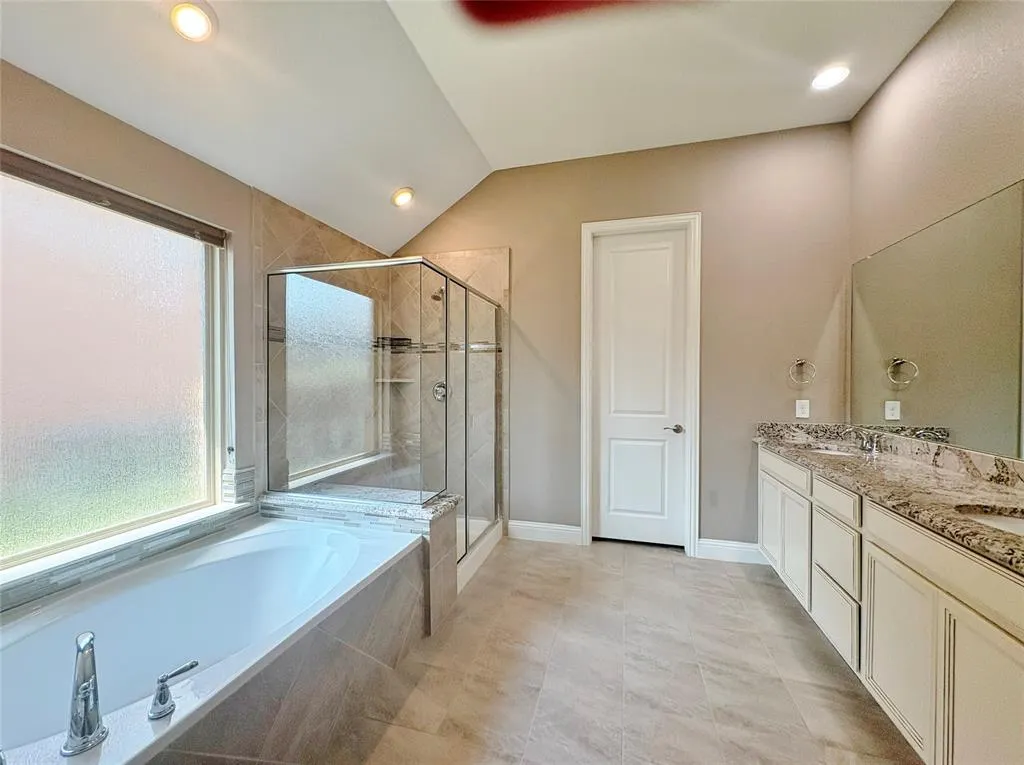 1604 Indigo Trail