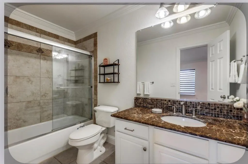 3212 Blenheim Court