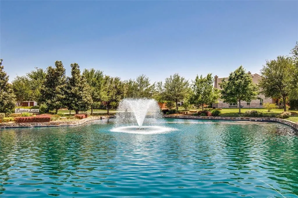 2709 White Dove Drive