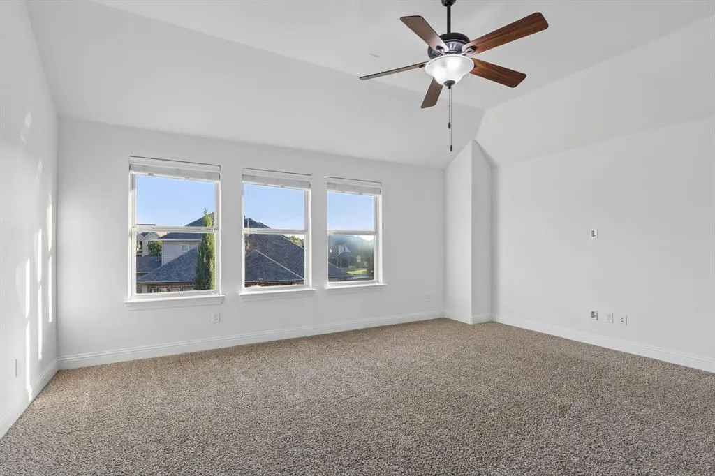 2140 Arbol Way