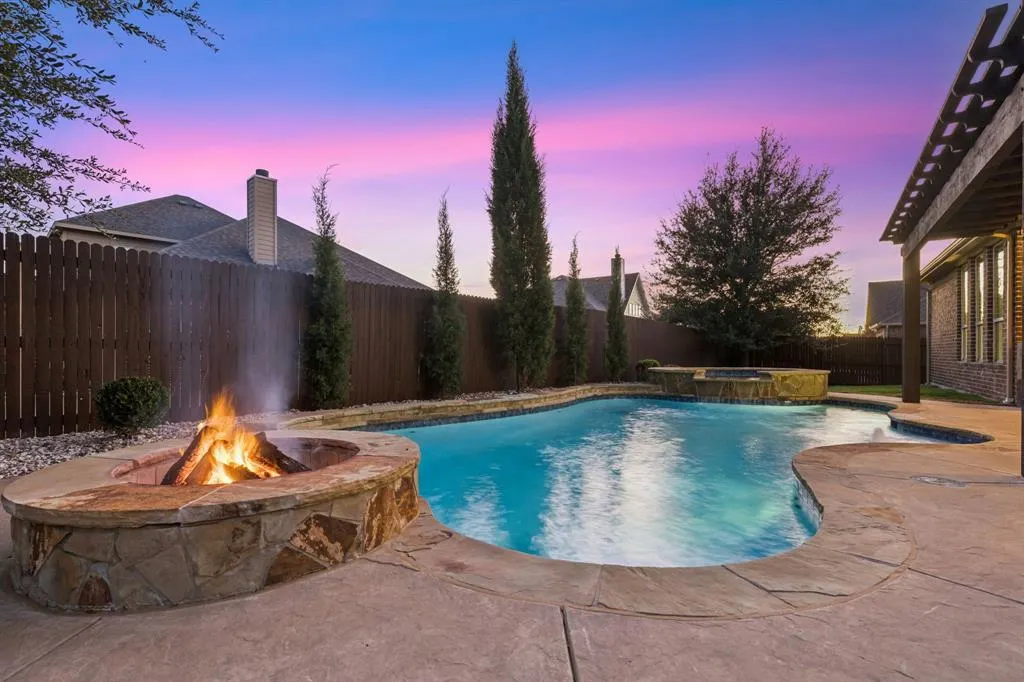 2140 Arbol Way