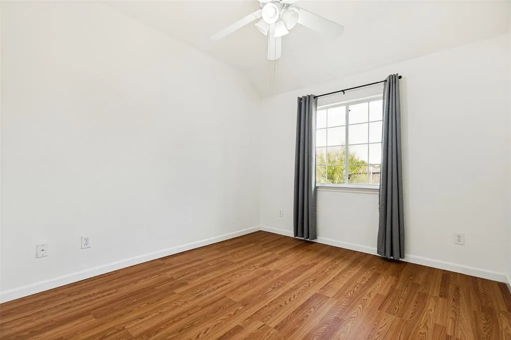1412 Sleepy Hollow Drive