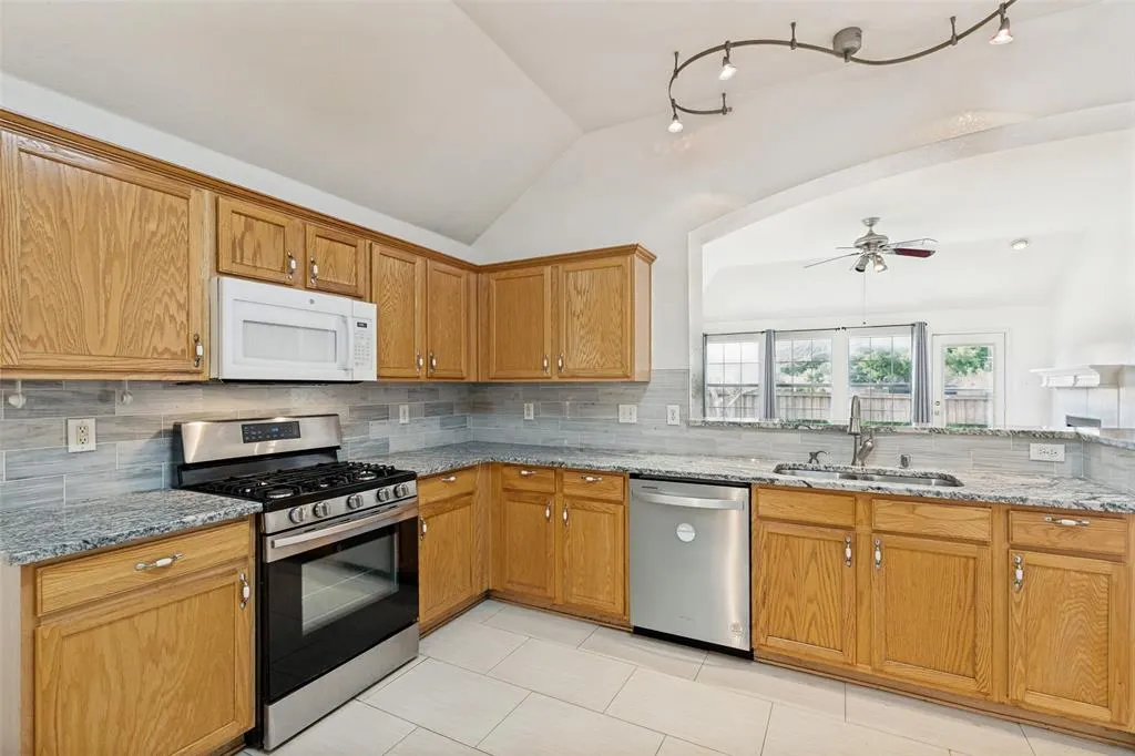 1412 Sleepy Hollow Drive