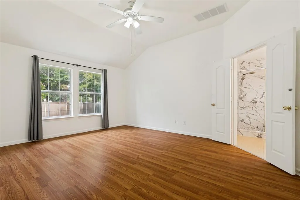 1412 Sleepy Hollow Drive