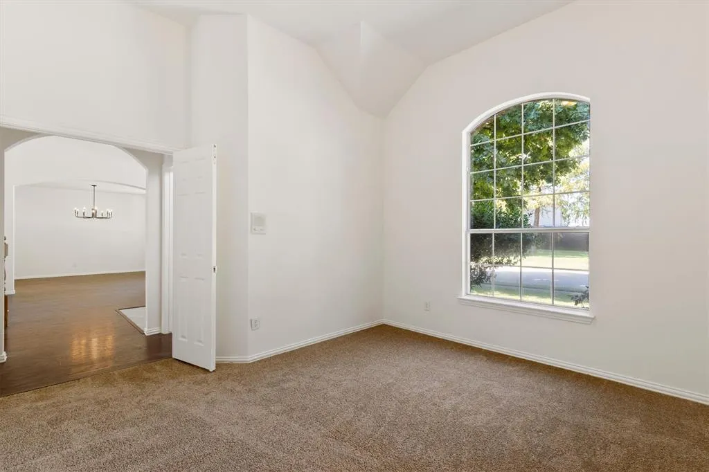 1422 Suzanne Drive