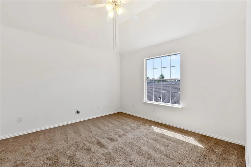 1422 Suzanne Drive