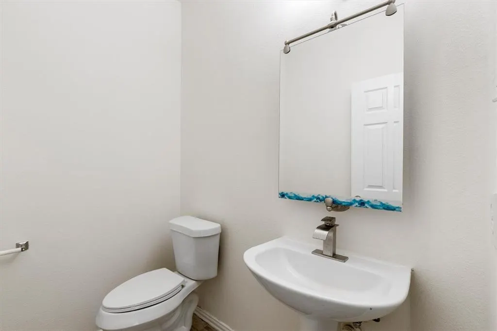 1422 Suzanne Drive
