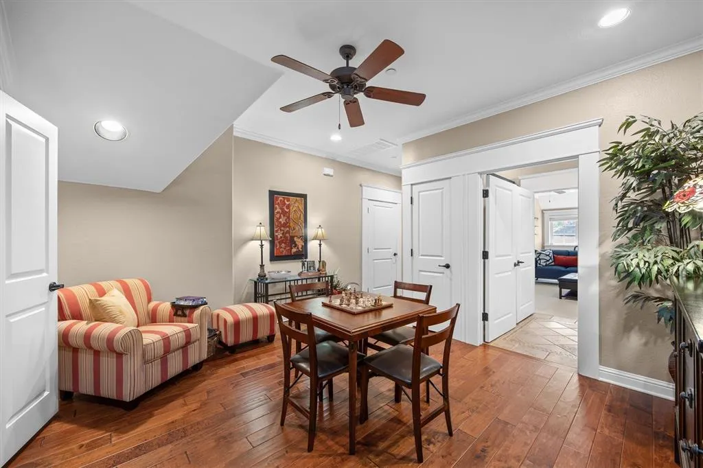 5304 Sutton Circle