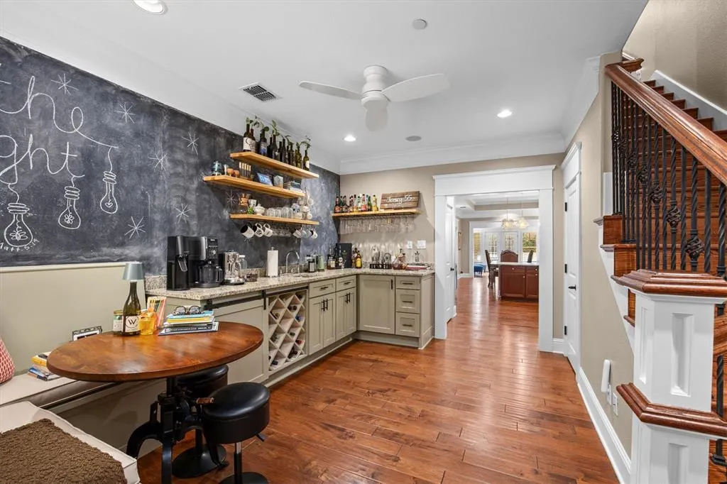 5304 Sutton Circle