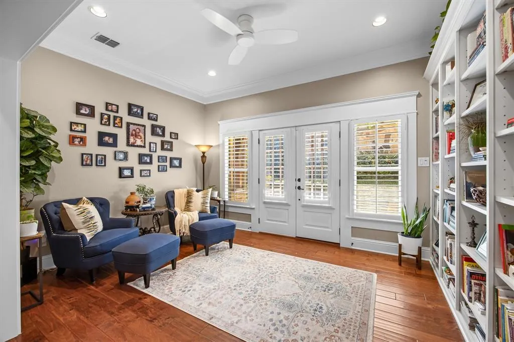 5304 Sutton Circle