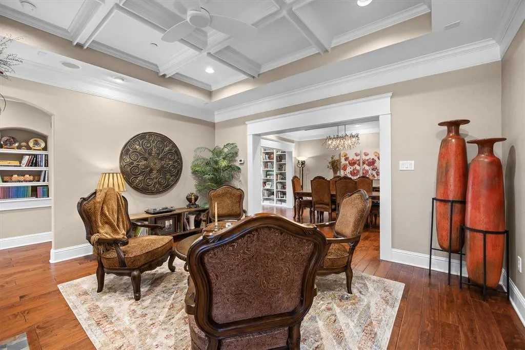 5304 Sutton Circle