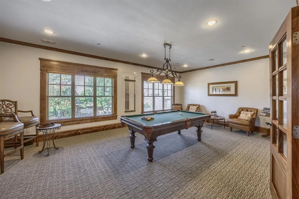 5304 Sutton Circle