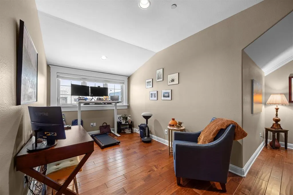 5304 Sutton Circle