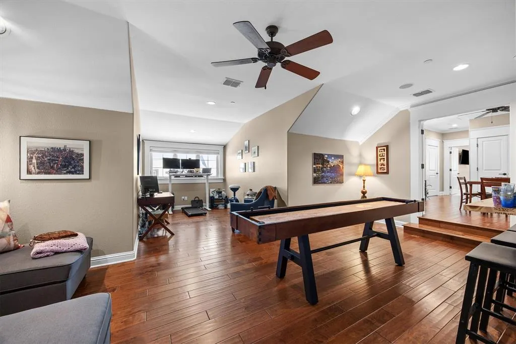 5304 Sutton Circle