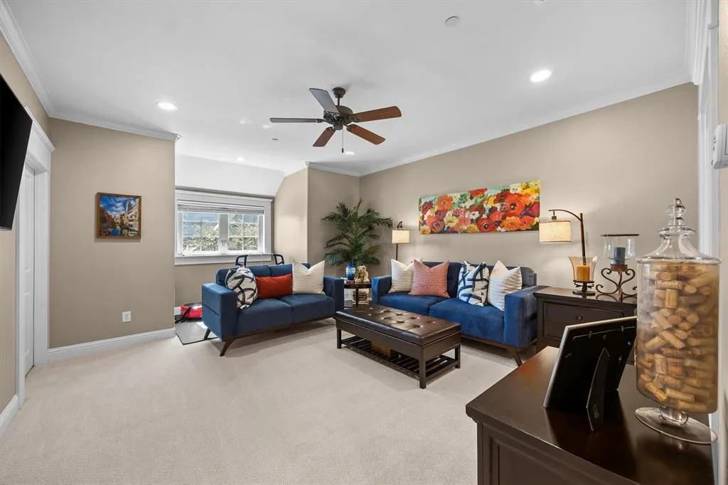 5304 Sutton Circle