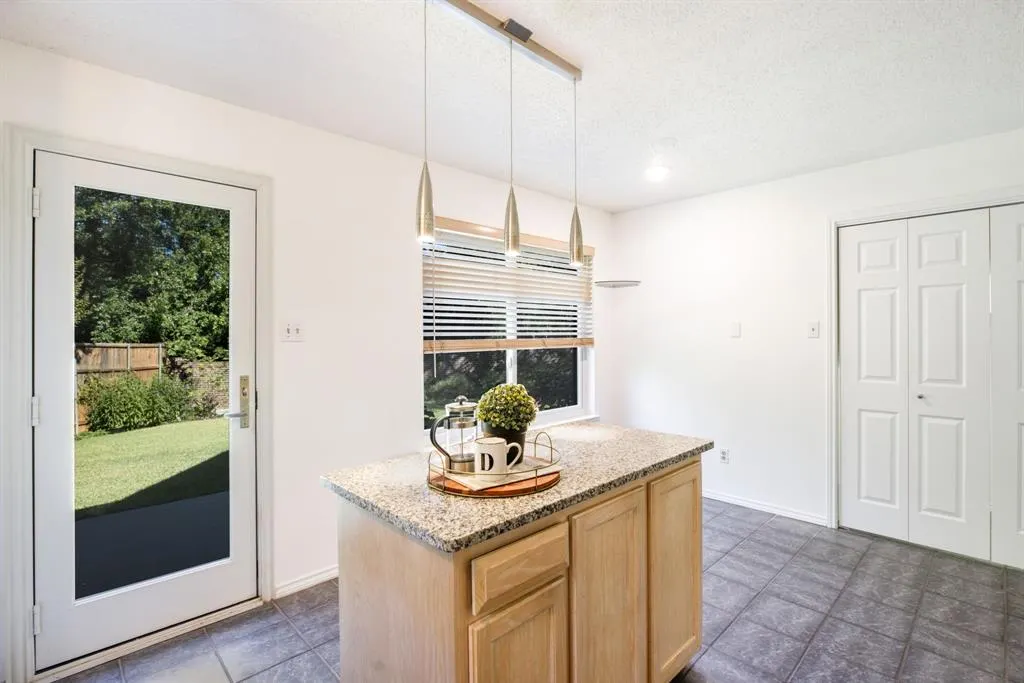 765 Eiffel Drive