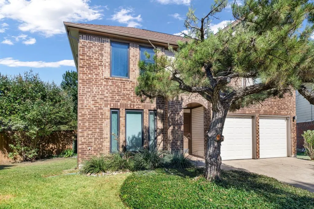 765 Eiffel Drive