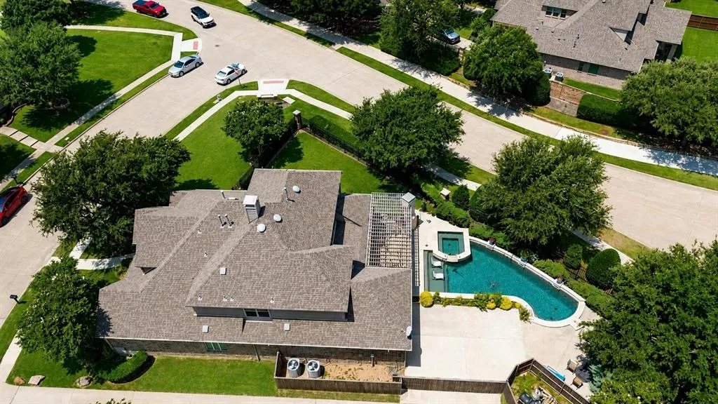 864 Willow Winds Street