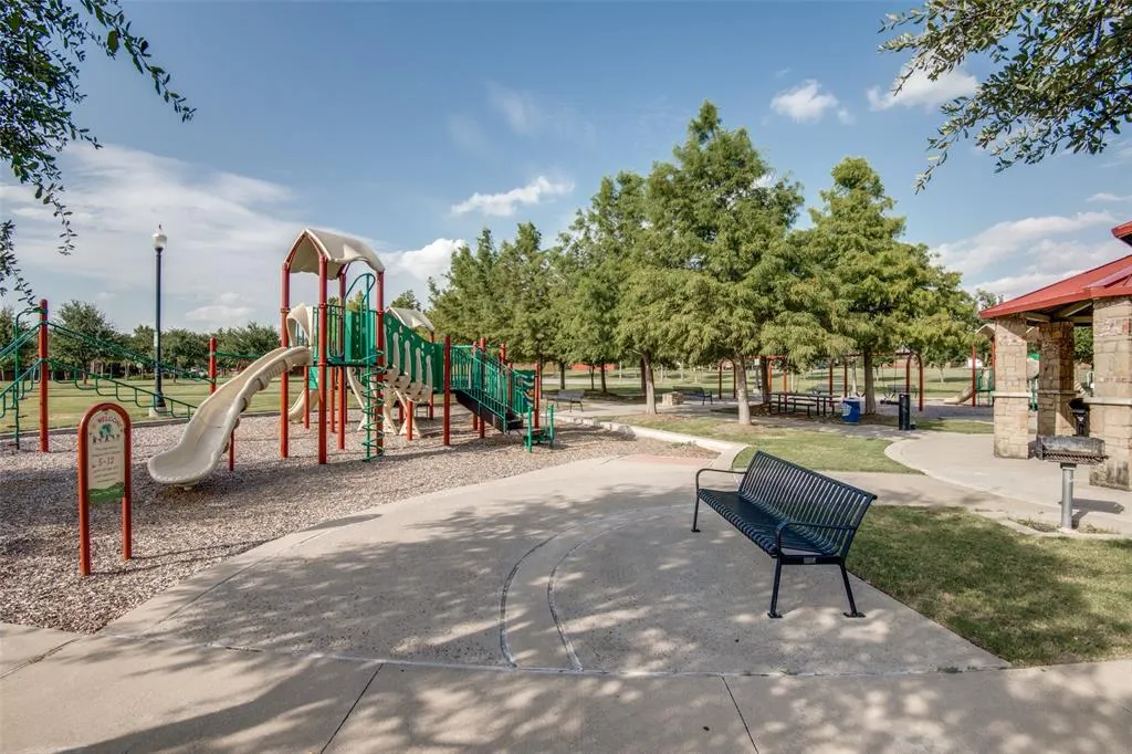 7936 Southmark Drive