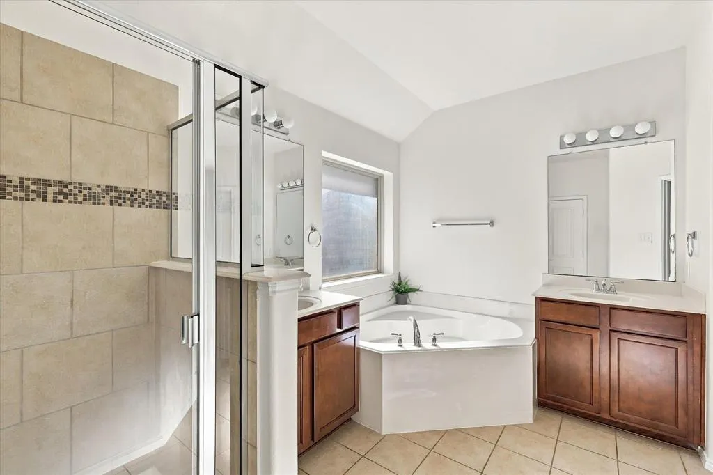 1301 Lasso Drive