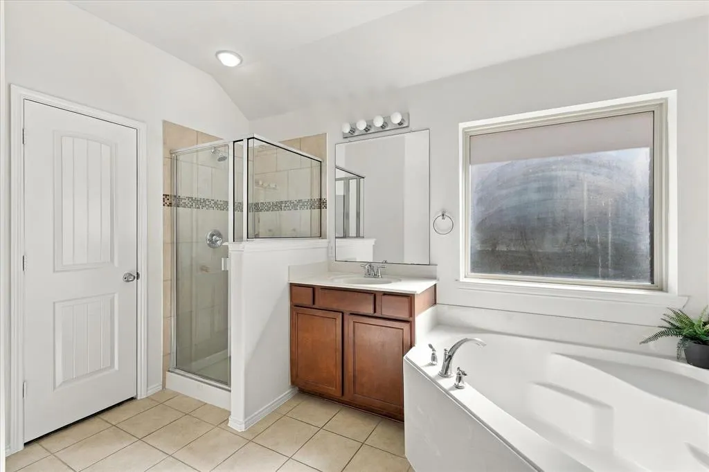 1301 Lasso Drive