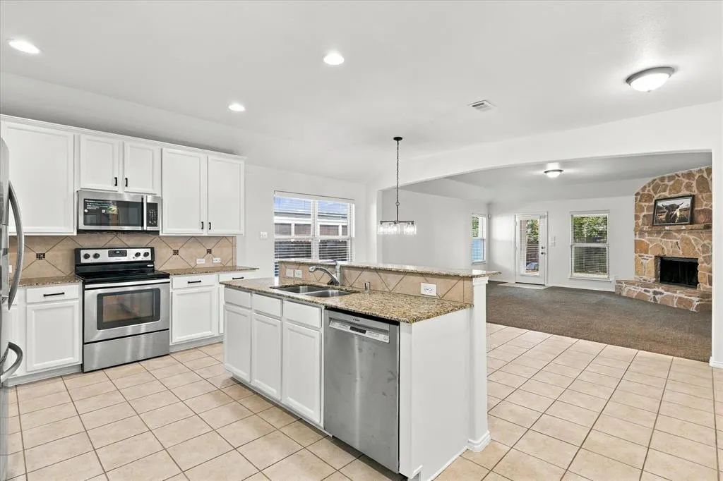 1301 Lasso Drive
