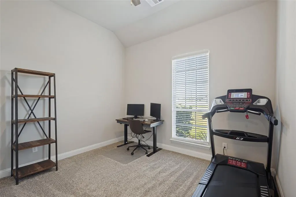 6101 Starr Drive