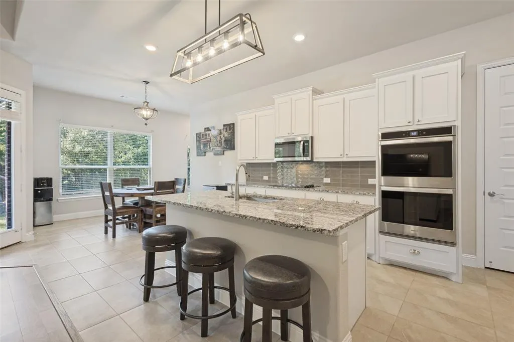 6101 Starr Drive