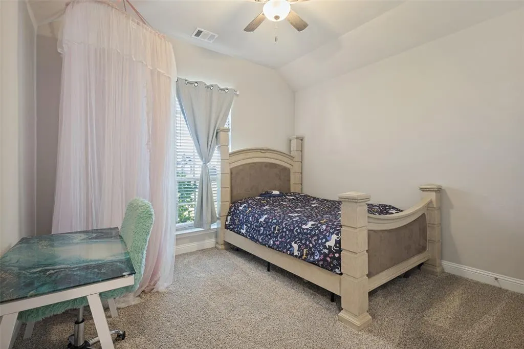 6101 Starr Drive