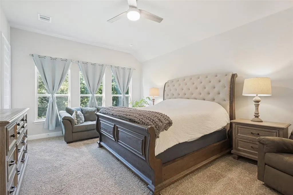 6101 Starr Drive