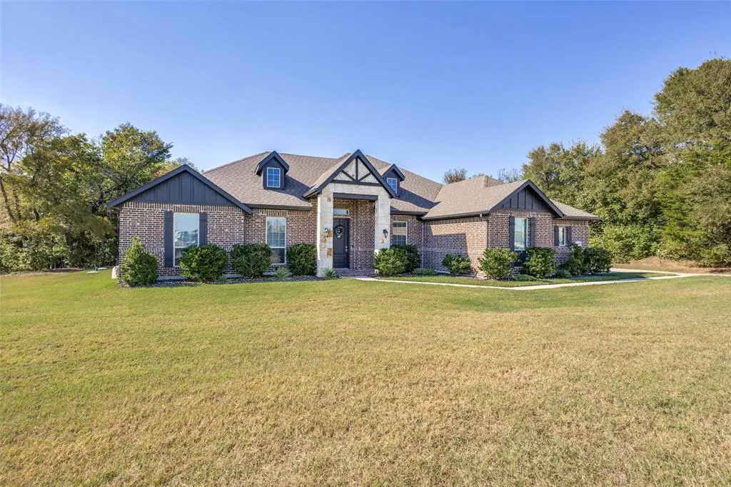 6101 Starr Drive