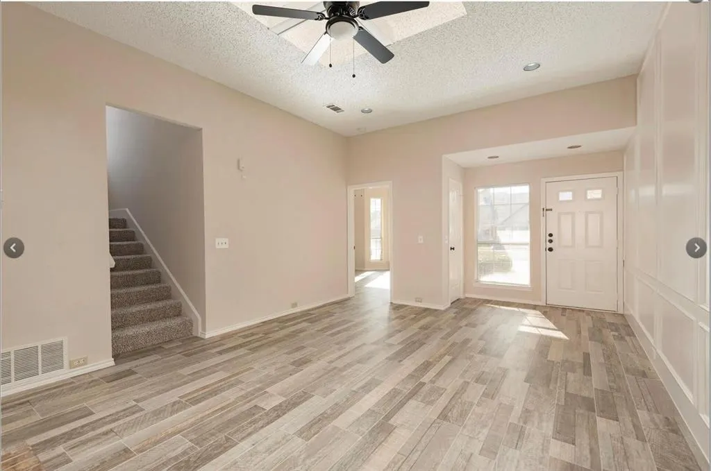 3600 Hilltop Lane