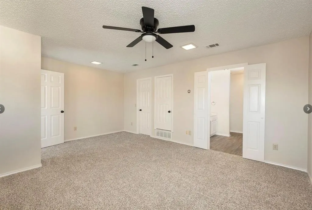 3600 Hilltop Lane