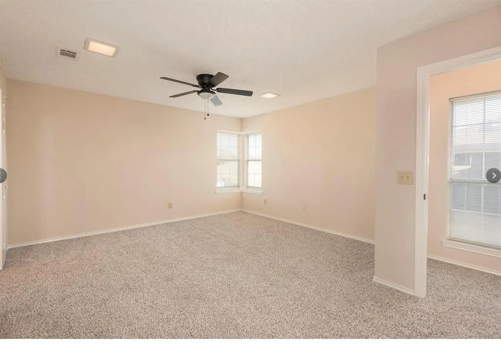 3600 Hilltop Lane