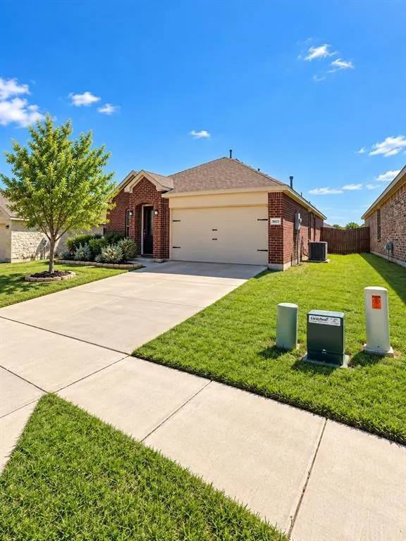 1605 River Crossing Drive