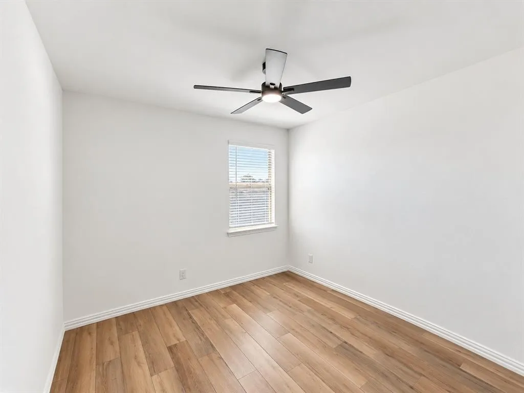 1605 River Crossing Drive