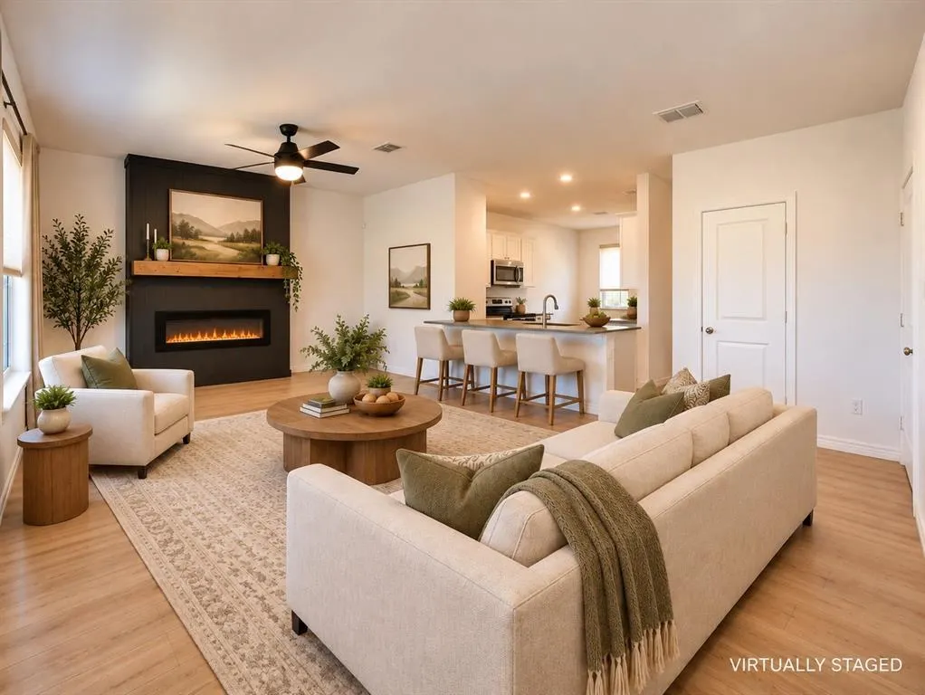 1605 River Crossing Drive