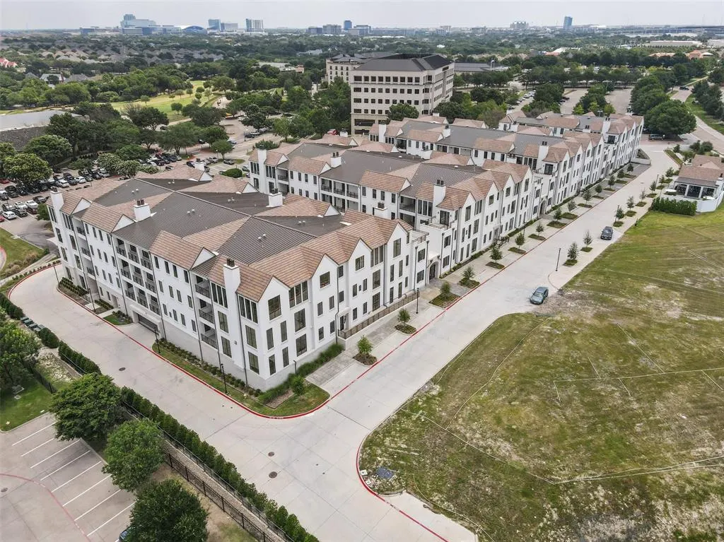 5270 Town And Country Boulevard #133