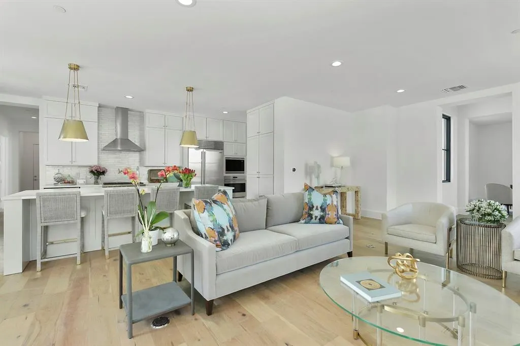 5270 Town And Country Boulevard #133