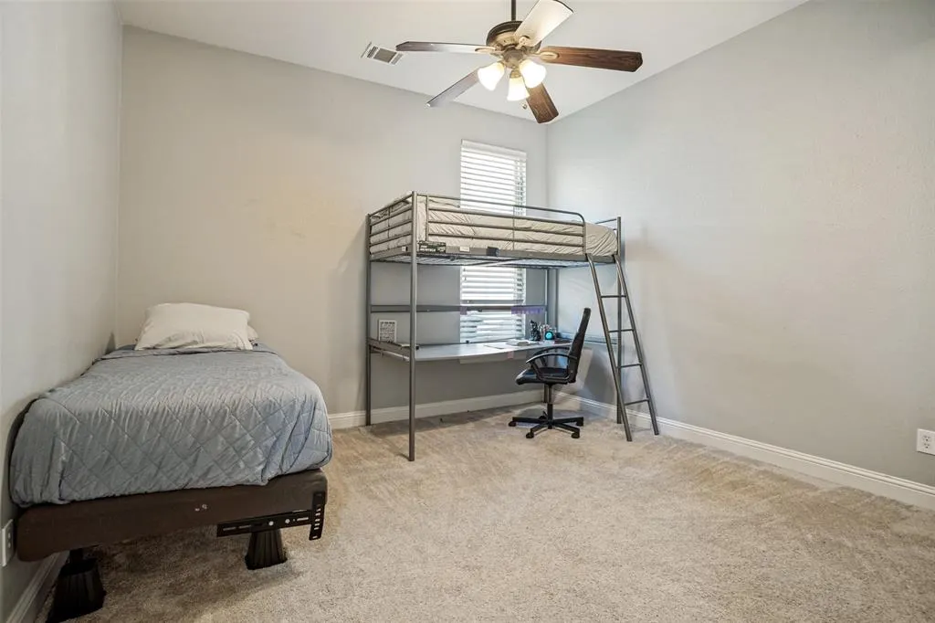 1250 Packsaddle Trail