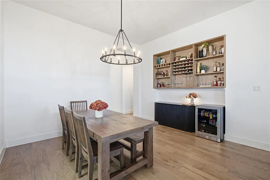 2721 Saltwood Court