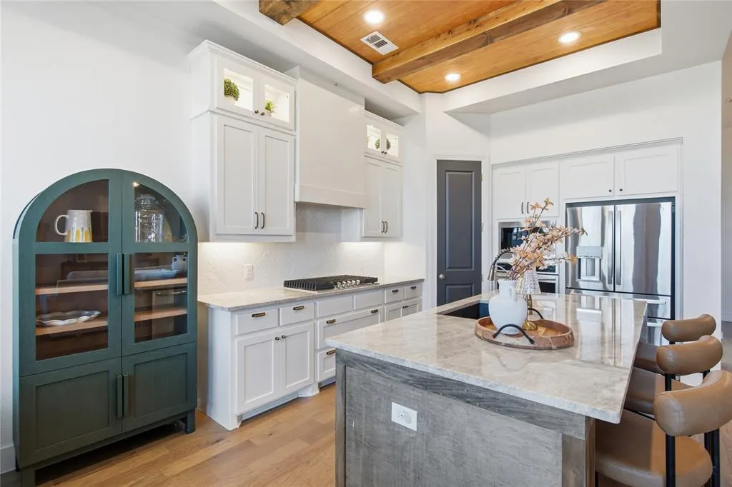 2721 Saltwood Court