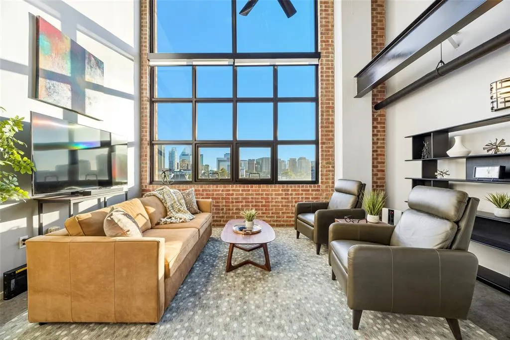 3110 Thomas Avenue #537