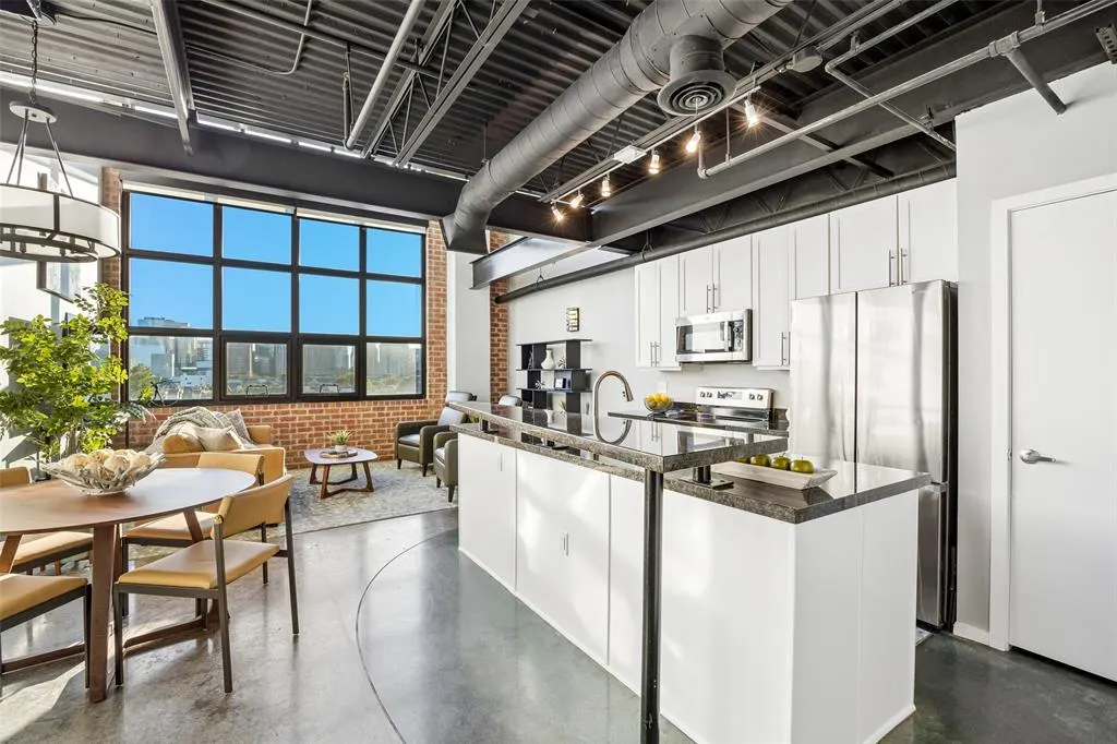 3110 Thomas Avenue #537