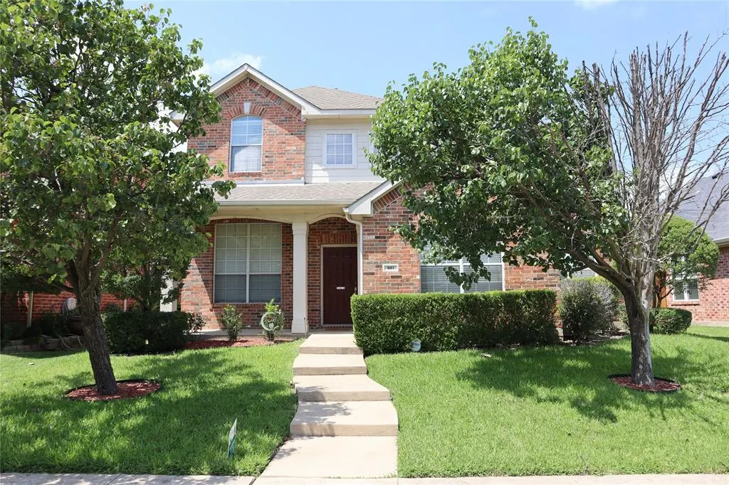 1611 Briarhollow Court