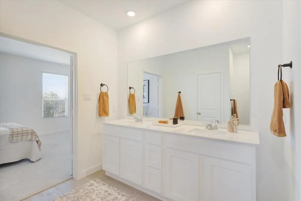 1413 Sandpebble Circle